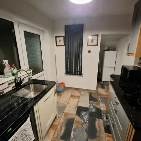 Semesterbostad Cosy 3bd Terrace House In Furness Barrow-in-Furness